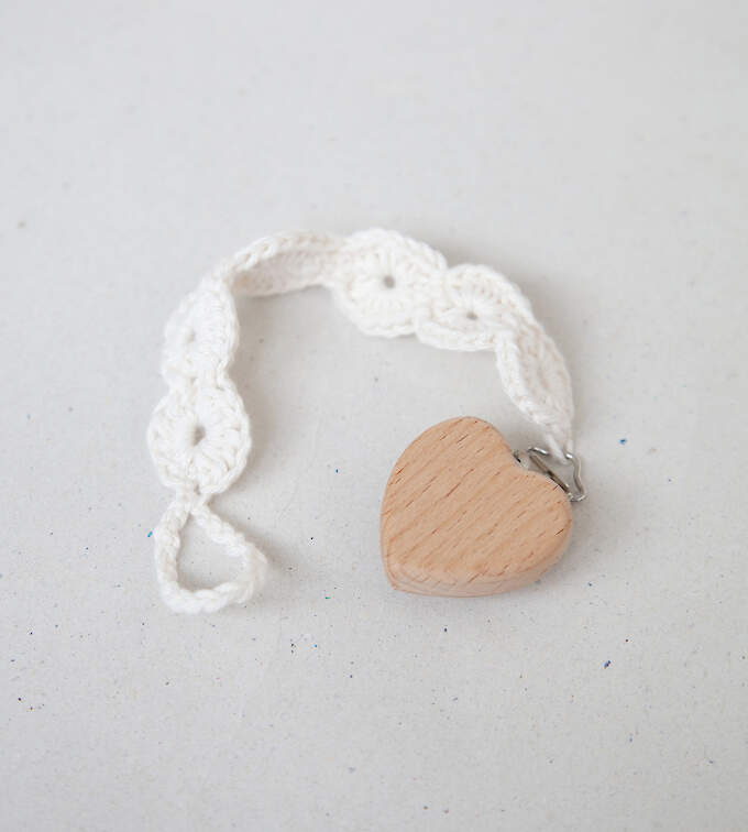 Nuggiketten gehäkelt