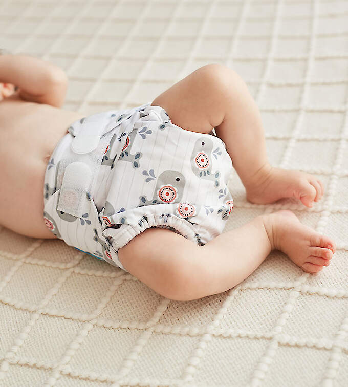 Blümchen Newborn Überhose